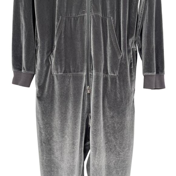 OnePiece Norwegian Cozy Velvet One Piece Jumpsuit Grey Size Medium UNISEX - Picture 2 of 7